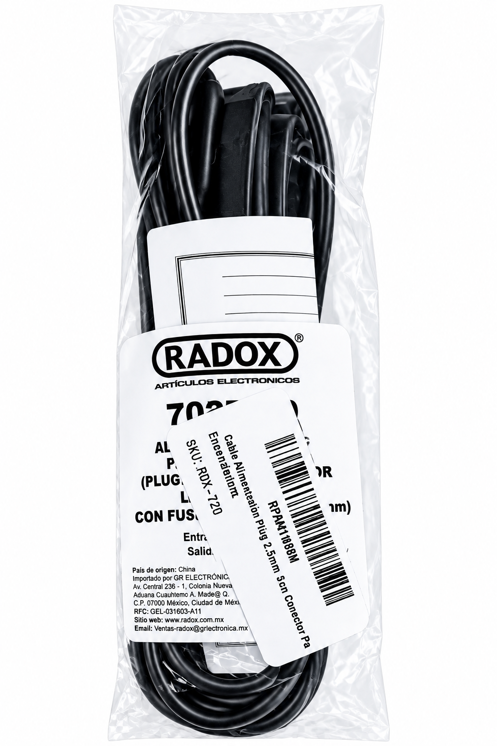 Adaptador Radox CC/CC para automóvil en empaque